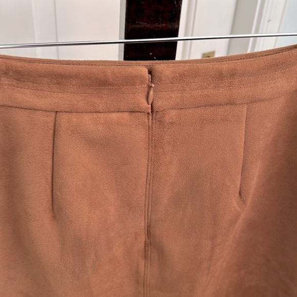 Chic Suedette Shift Mini Skirt NEW Size 6 British Tan Classic Shift Skirt - Picture 7 of 11